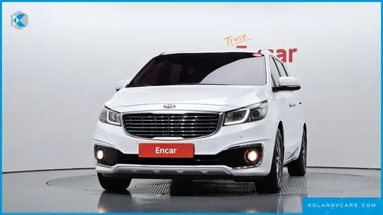 KIA CARNIVAL 9-SEATER LUXURY