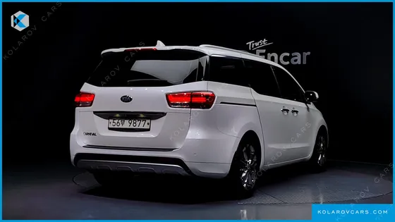 KIA CARNIVAL 9-SEATER PRESTIGE