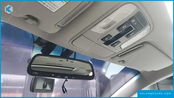 KIA CARNIVAL 9-SEATER PRESTIGE