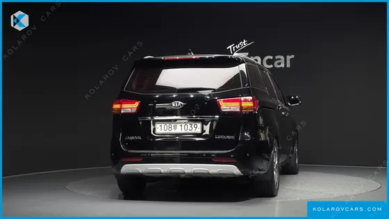 KIA CARNIVAL 7-SEATER LIMOUSINE