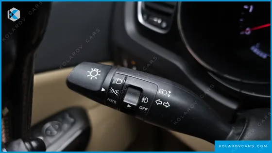 KIA CARNIVAL 7-SEATER LIMOUSINE