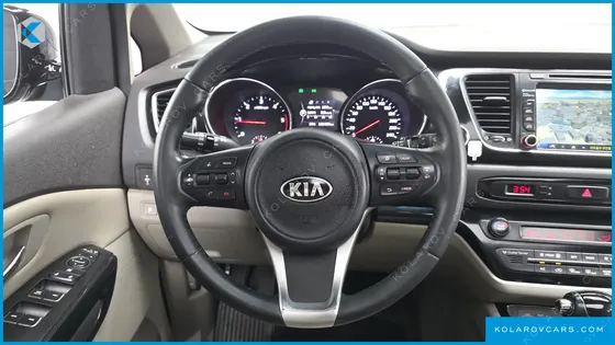 KIA CARNIVAL 9-SEATER PRESTIGE