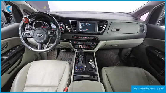 KIA CARNIVAL 9-SEATER PRESTIGE