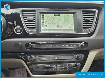 KIA CARNIVAL 9-SEATER NOBLESSE