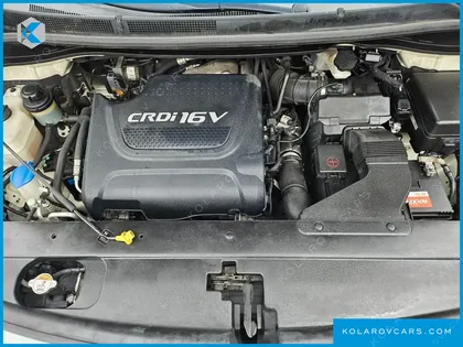 KIA CARNIVAL 9-SEATER NOBLESSE