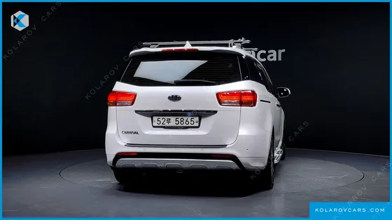 KIA CARNIVAL 9-SEATER NOBLESSE