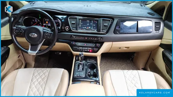 KIA CARNIVAL 9-SEATER NOBLESSE