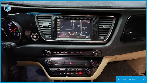 KIA CARNIVAL 9-SEATER NOBLESSE