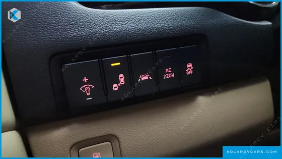 KIA CARNIVAL 9-SEATER NOBLESSE