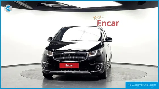 KIA CARNIVAL 9-SEATER LUXURY