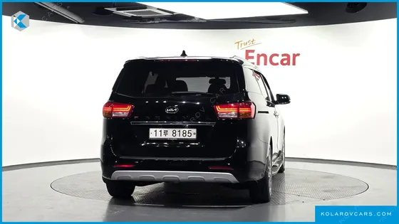 KIA CARNIVAL 9-SEATER LUXURY