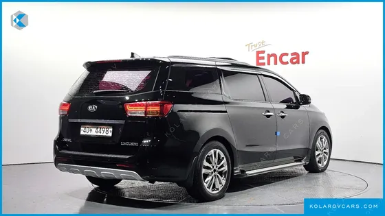 KIA CARNIVAL 7-SEATER LIMOUSINE