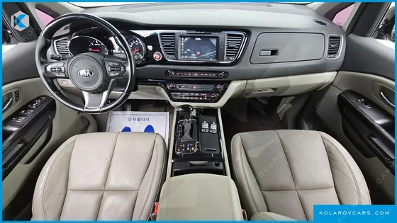 KIA CARNIVAL 7-SEATER LIMOUSINE