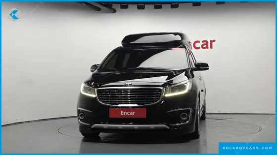 KIA CARNIVAL GASOLINE 7-SEATER HI-LIMOUSINE