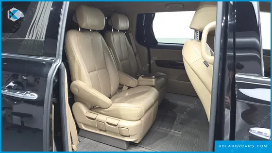 KIA CARNIVAL GASOLINE 7-SEATER HI-LIMOUSINE