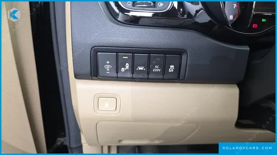 KIA CARNIVAL GASOLINE 7-SEATER HI-LIMOUSINE