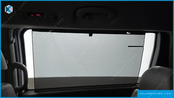 KIA CARNIVAL 9-SEATER NOBLESSE