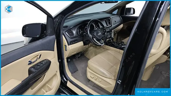 KIA CARNIVAL 9-SEATER HI-LIMOUSINE