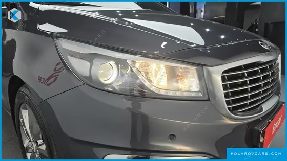 KIA CARNIVAL 9-SEATER PRESTIGE