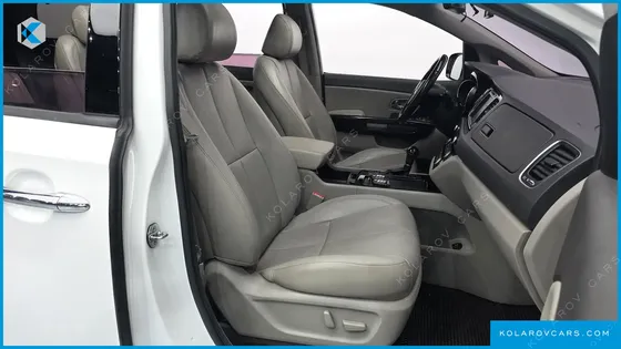 KIA CARNIVAL 7-SEATER LIMOUSINE