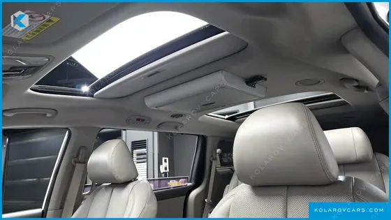 KIA CARNIVAL 7-SEATER LIMOUSINE