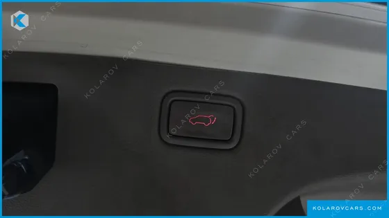 KIA CARNIVAL 7-SEATER LIMOUSINE