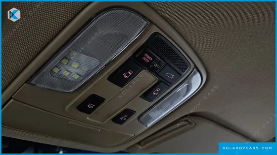 KIA CARNIVAL 9-SEATER NOBLESSE