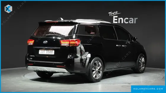 KIA CARNIVAL 9-SEATER PRESTIGE