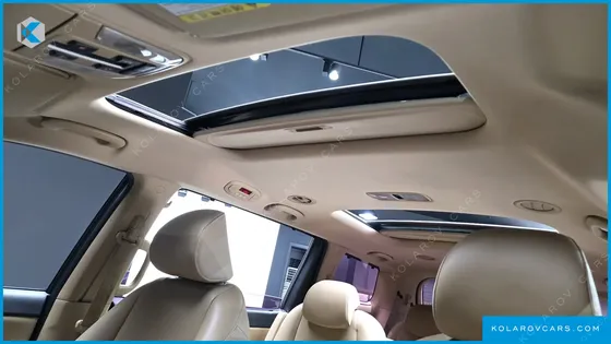 KIA CARNIVAL 9-SEATER PRESTIGE
