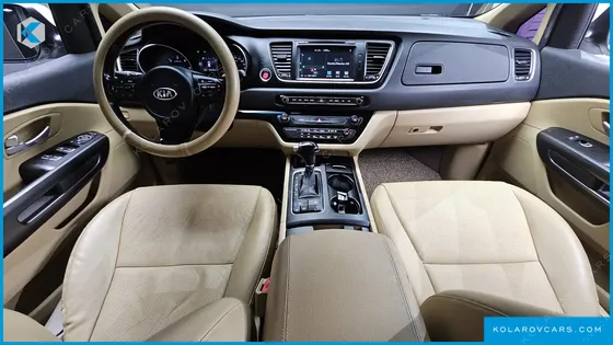 KIA CARNIVAL 9-SEATER LUXURY