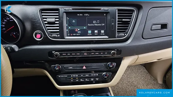 KIA CARNIVAL 9-SEATER LUXURY