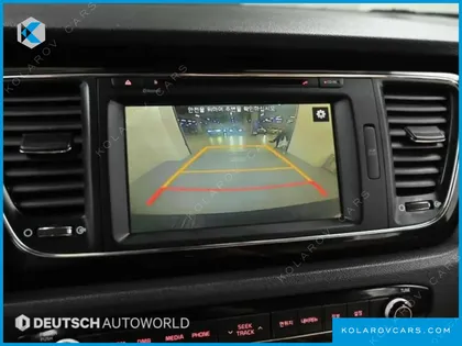 KIA CARNIVAL 7-SEATER HI-LIMOUSINE
