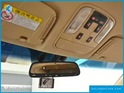 KIA CARNIVAL 7-SEATER HI-LIMOUSINE