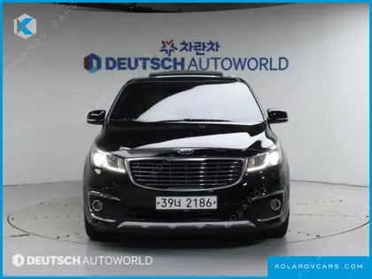 KIA CARNIVAL 9-SEATER NOBLESSE
