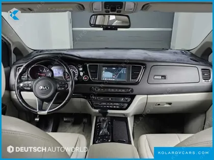 KIA CARNIVAL 9-SEATER NOBLESSE
