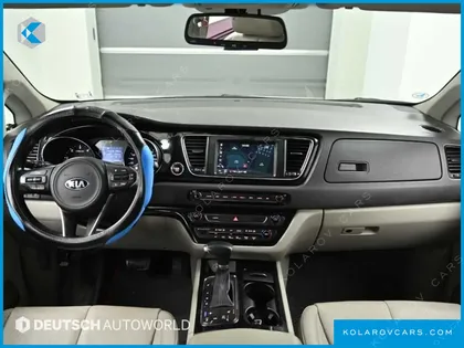 KIA CARNIVAL 7-SEATER LIMOUSINE