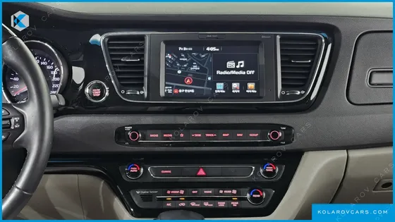 KIA CARNIVAL 9-SEATER NOBLESSE SPECIAL