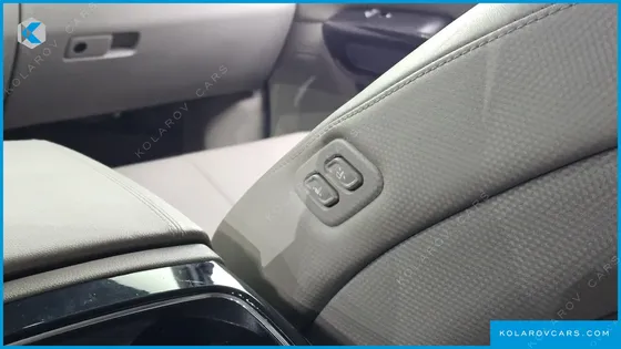 KIA CARNIVAL 9-SEATER NOBLESSE SPECIAL