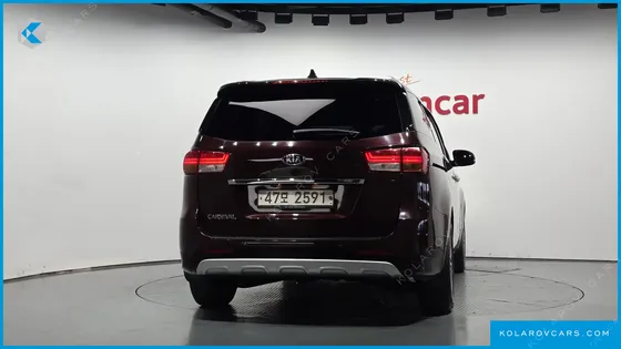 KIA CARNIVAL 9-SEATER PRESTIGE