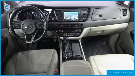 KIA CARNIVAL 9-SEATER PRESTIGE