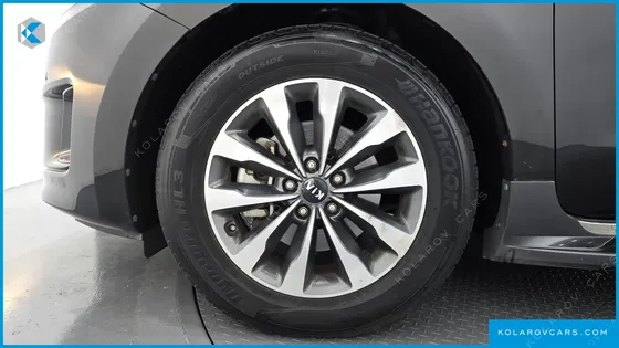 KIA CARNIVAL 11-SEATER PRESTIGE