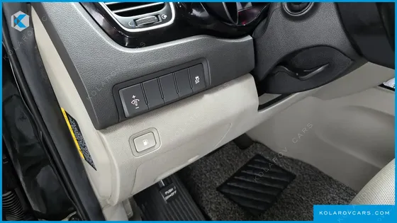 KIA CARNIVAL 11-SEATER PRESTIGE