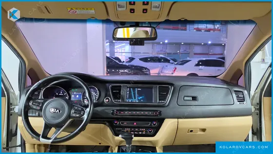 KIA CARNIVAL 9-SEATER LUXURY
