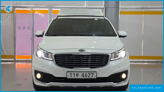 KIA CARNIVAL 9-SEATER PRESTIGE