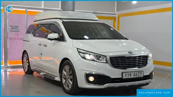 KIA CARNIVAL 9-SEATER PRESTIGE
