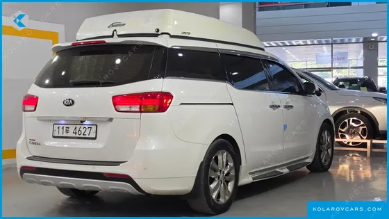 KIA CARNIVAL 9-SEATER PRESTIGE
