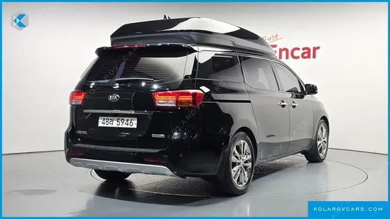 KIA CARNIVAL GASOLINE 7-SEATER HI-LIMOUSINE