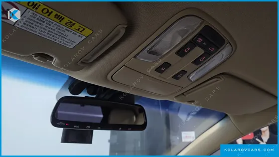 KIA CARNIVAL GASOLINE 7-SEATER HI-LIMOUSINE