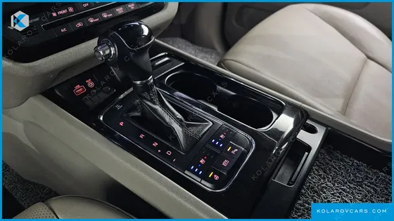 KIA CARNIVAL 9-SEATER PRESTIGE