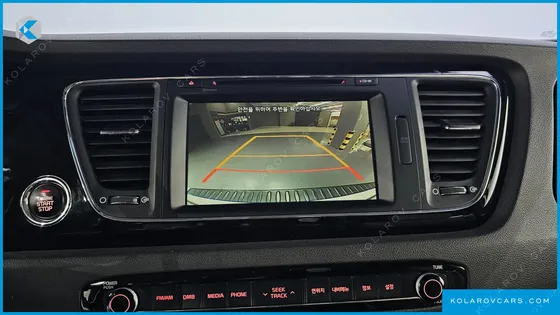 KIA CARNIVAL 9-SEATER PRESTIGE
